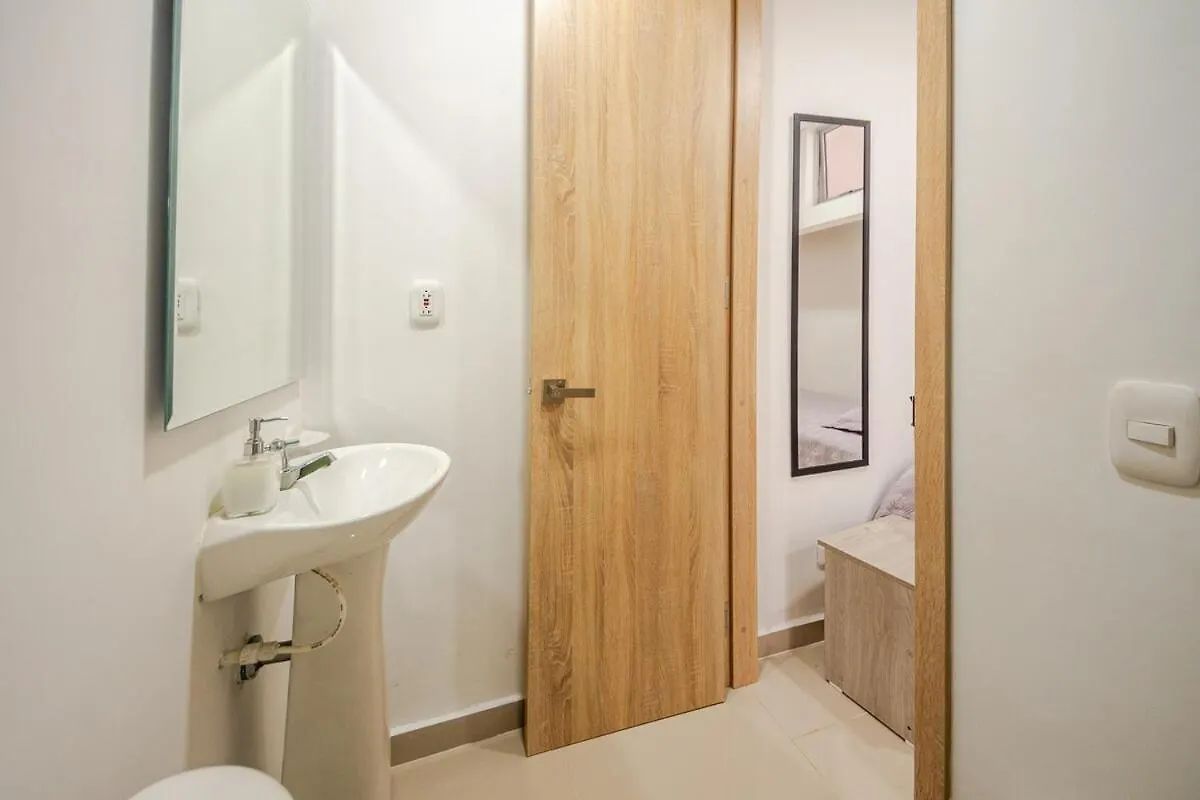 Apartamento Moderno Y Lujoso Con Vista Al Mar Piso19 - Cerca A La Ciudad Amurallada Cartagena アパート