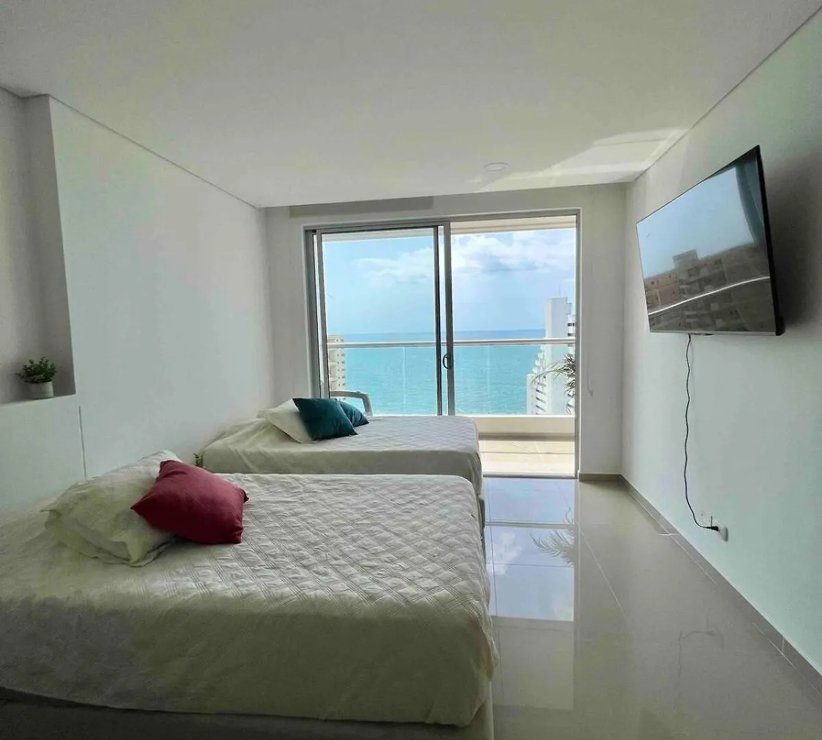 Apartamento Moderno Y Lujoso Con Vista Al Mar Piso19 - Cerca A La Ciudad Amurallada Cartagena