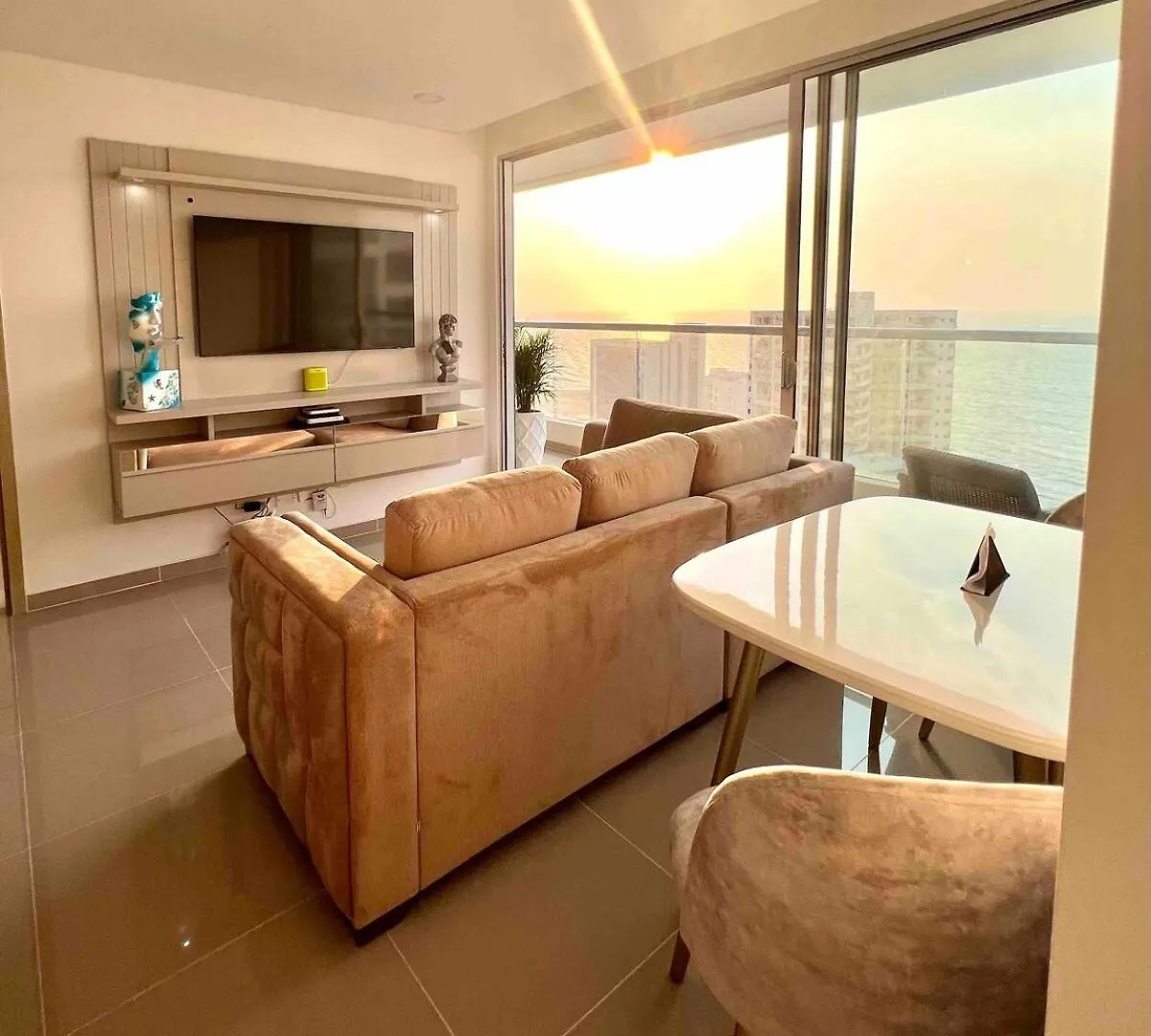 Apartamento Moderno Y Lujoso Con Vista Al Mar Piso19 - Cerca A La Ciudad Amurallada Cartagena コロンビア