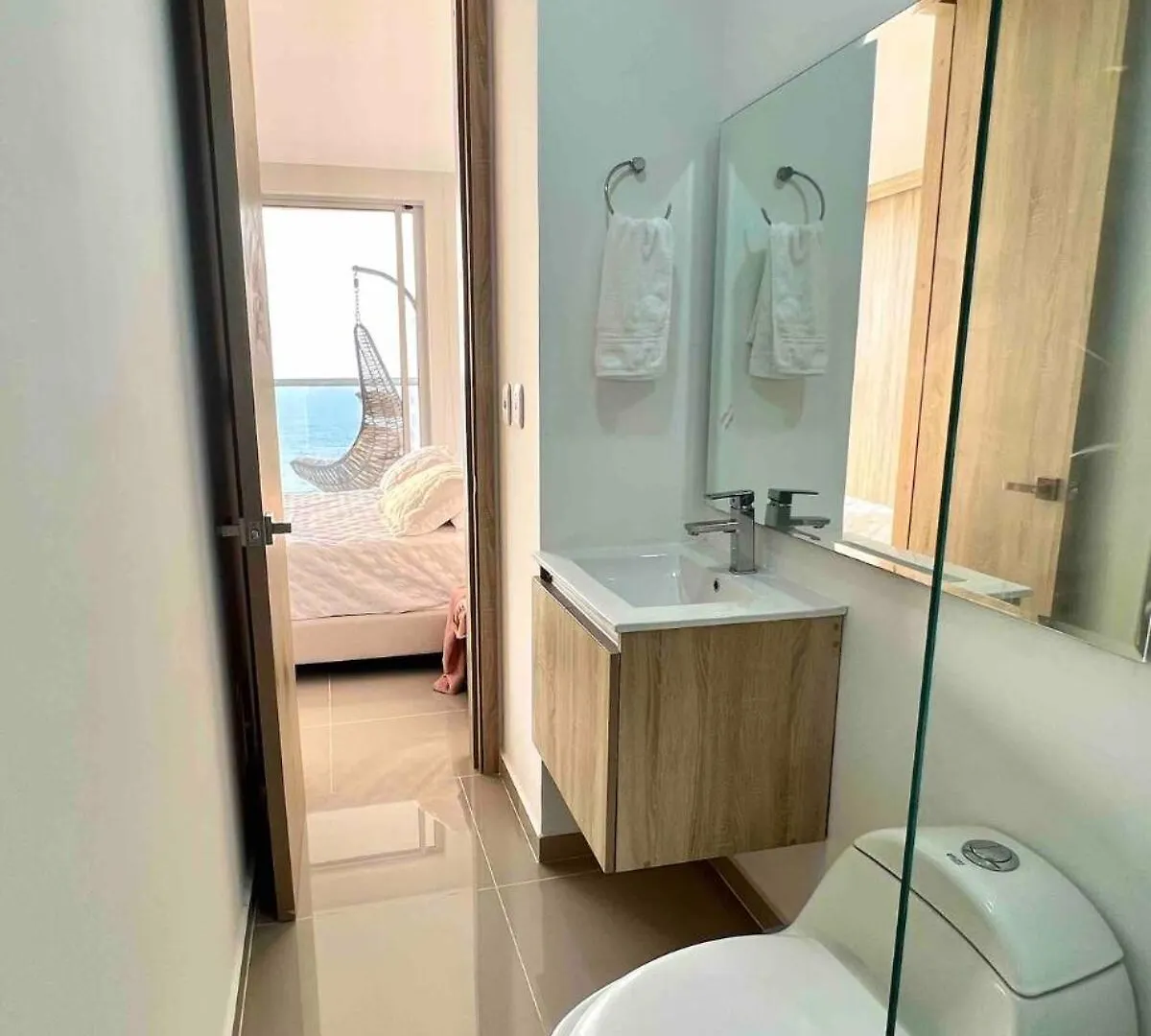 Apartamento Moderno Y Lujoso Con Vista Al Mar Piso19 - Cerca A La Ciudad Amurallada Cartagena